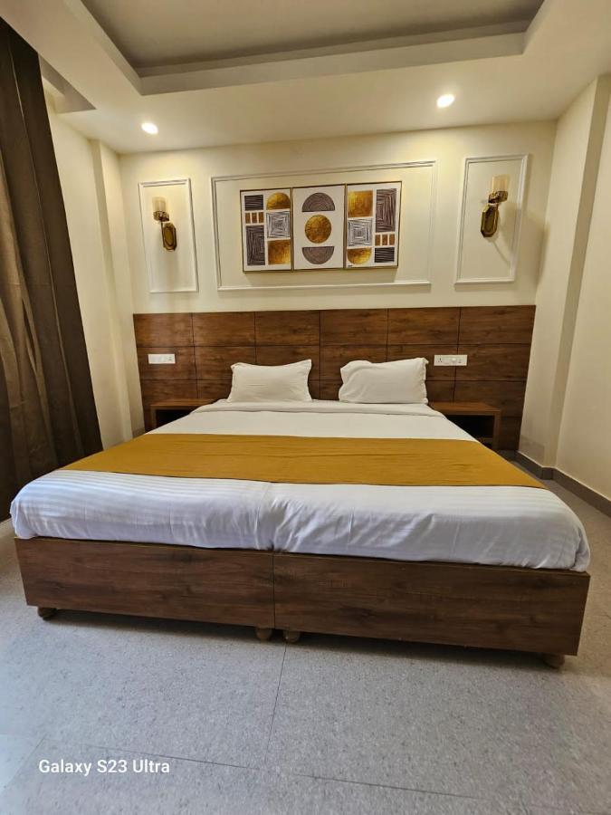 Hotel Nirvana Bliss, Behind Parmarth Niketan Rishīkesh Екстериор снимка