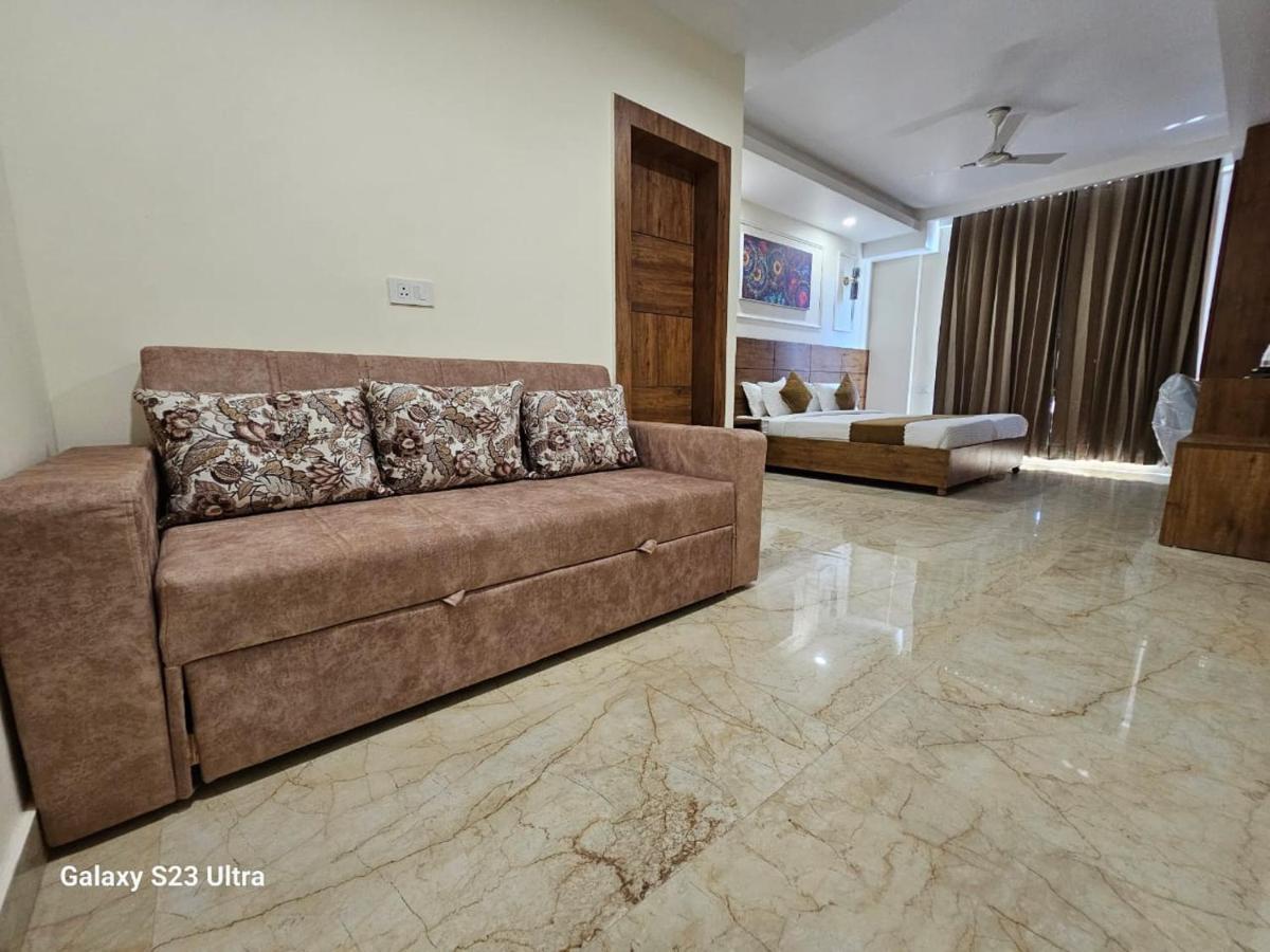 Hotel Nirvana Bliss, Behind Parmarth Niketan Rishīkesh Екстериор снимка