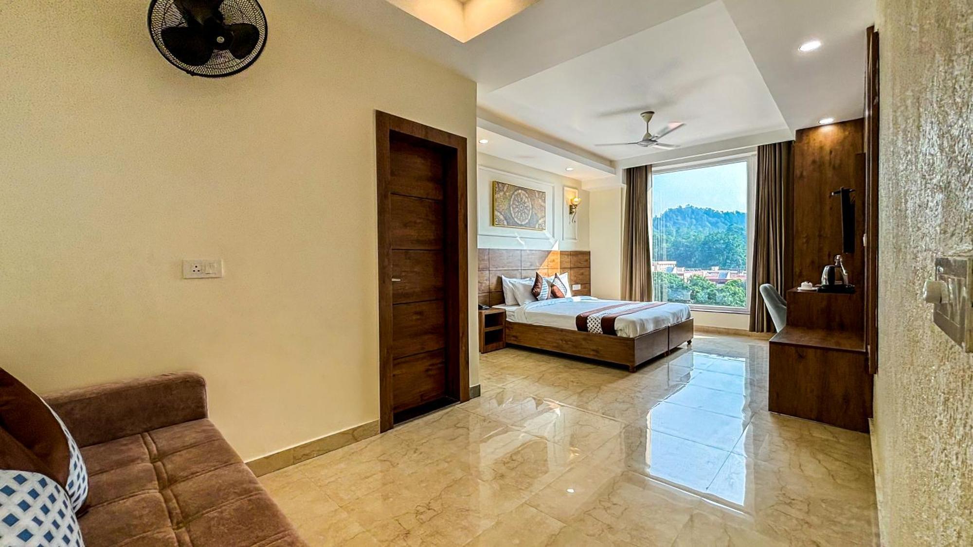 Hotel Nirvana Bliss, Behind Parmarth Niketan Rishīkesh Екстериор снимка