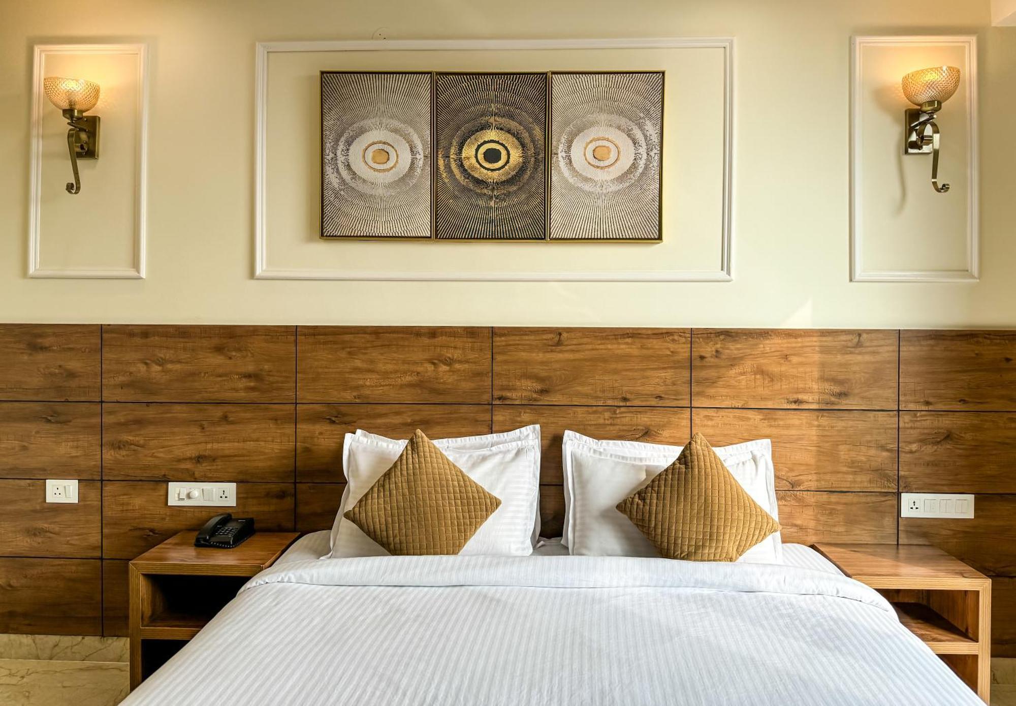 Hotel Nirvana Bliss, Behind Parmarth Niketan Rishīkesh Екстериор снимка