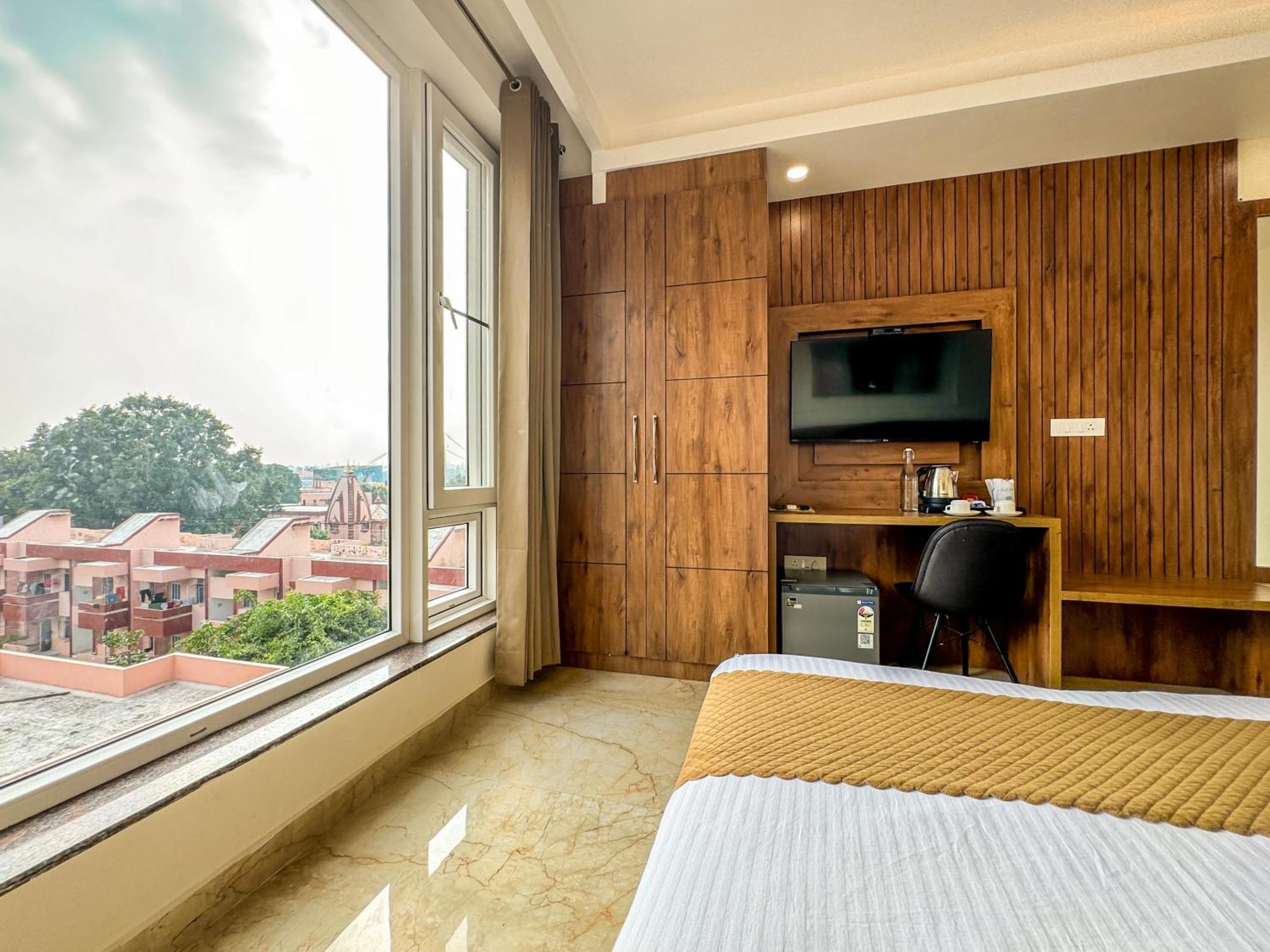 Hotel Nirvana Bliss, Behind Parmarth Niketan Rishīkesh Екстериор снимка