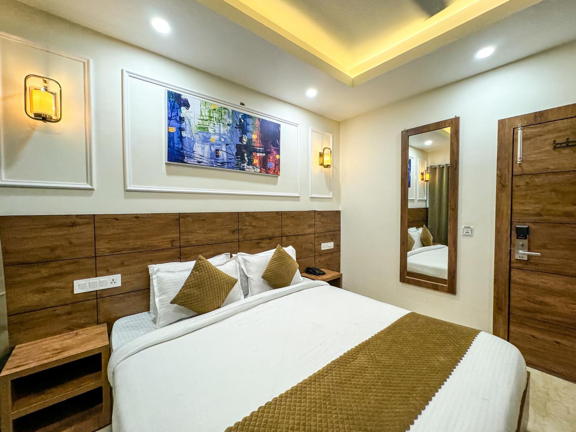 Hotel Nirvana Bliss, Behind Parmarth Niketan Rishīkesh Екстериор снимка